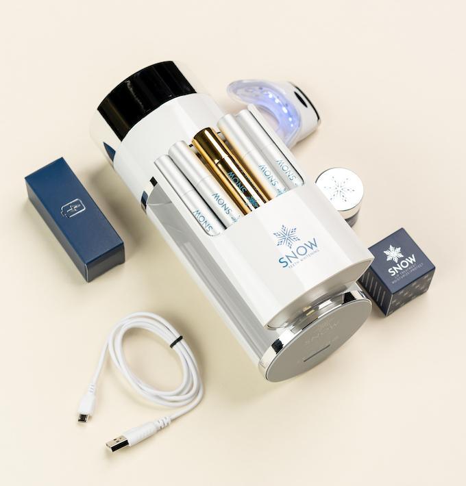 Dual-light, WIRELESS, Self-Sanitizing Snow® Teeth Whitening System